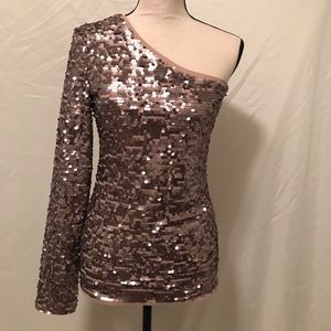 BCBG MAXAZRIA Mellie One Shoulder Sequin Top